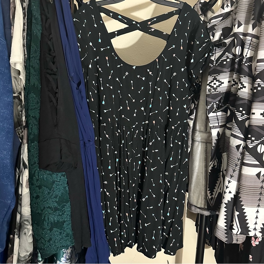 Women's Black with Arrow Patterned Dress (Torrid Size: 2)
